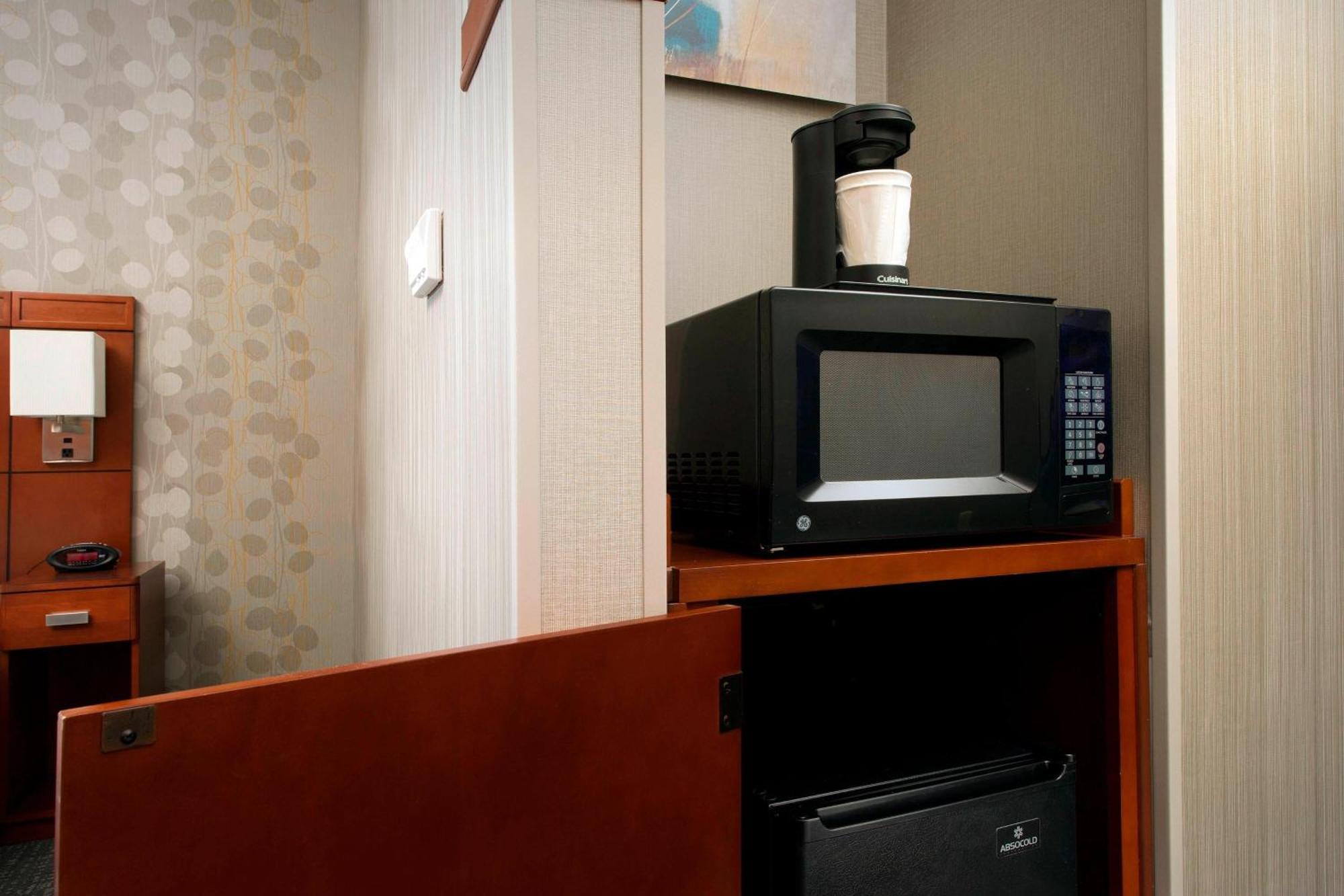 Courtyard By Marriott Wichita Falls Bagian luar foto