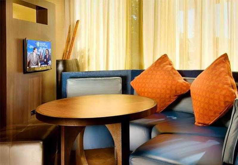 Courtyard By Marriott Wichita Falls Bagian luar foto