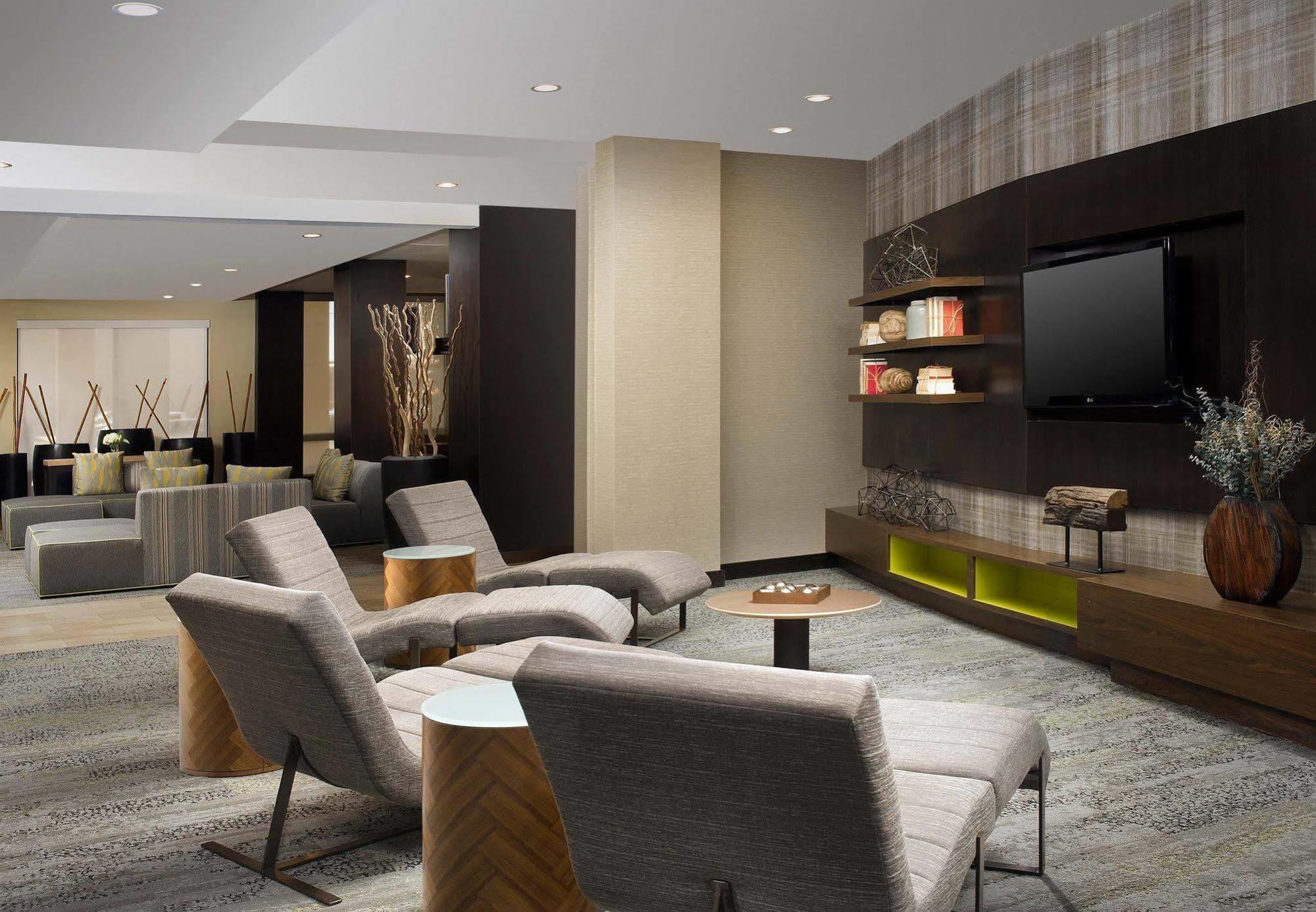 Courtyard By Marriott Wichita Falls Bagian luar foto