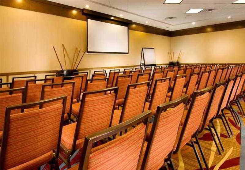 Courtyard By Marriott Wichita Falls Bagian luar foto